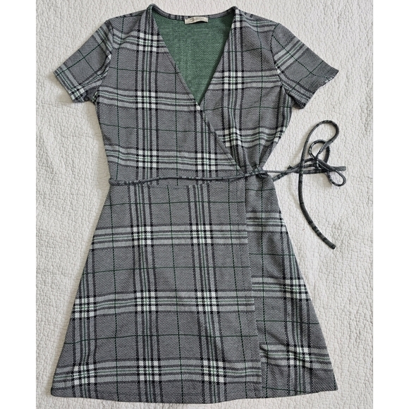 Zara Plaid Wrap Mini Dress Medium - Picture 2 of 8